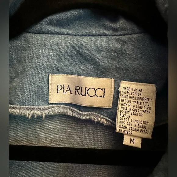 Pia Rucci Vintage Double Breasted Jean Jacket with Gold Buttons. Medium 40” Bust - Picture 3 of 3